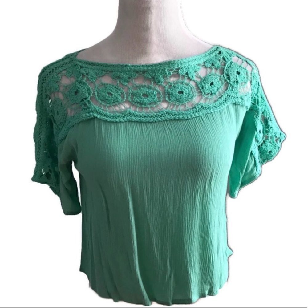 New Staring at Stars Green Crochet Top Sz S
